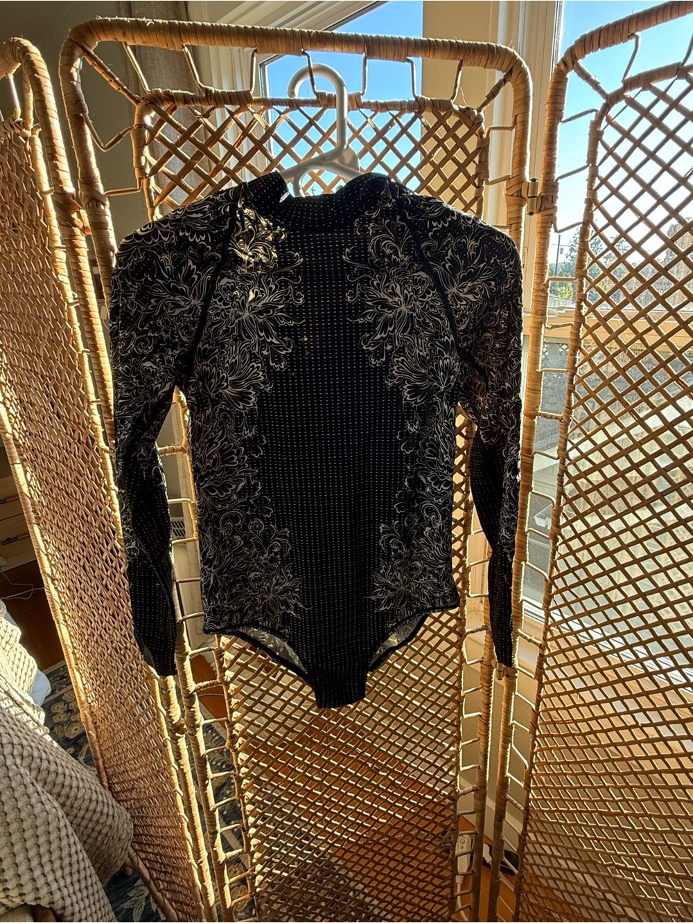 Lululemon - Black Zip - Long Sleeve Top with White Floral Print - Picture 2 of 2